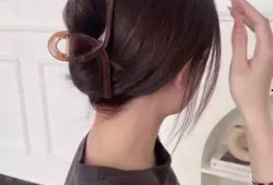 网红大夹子夹头发教程